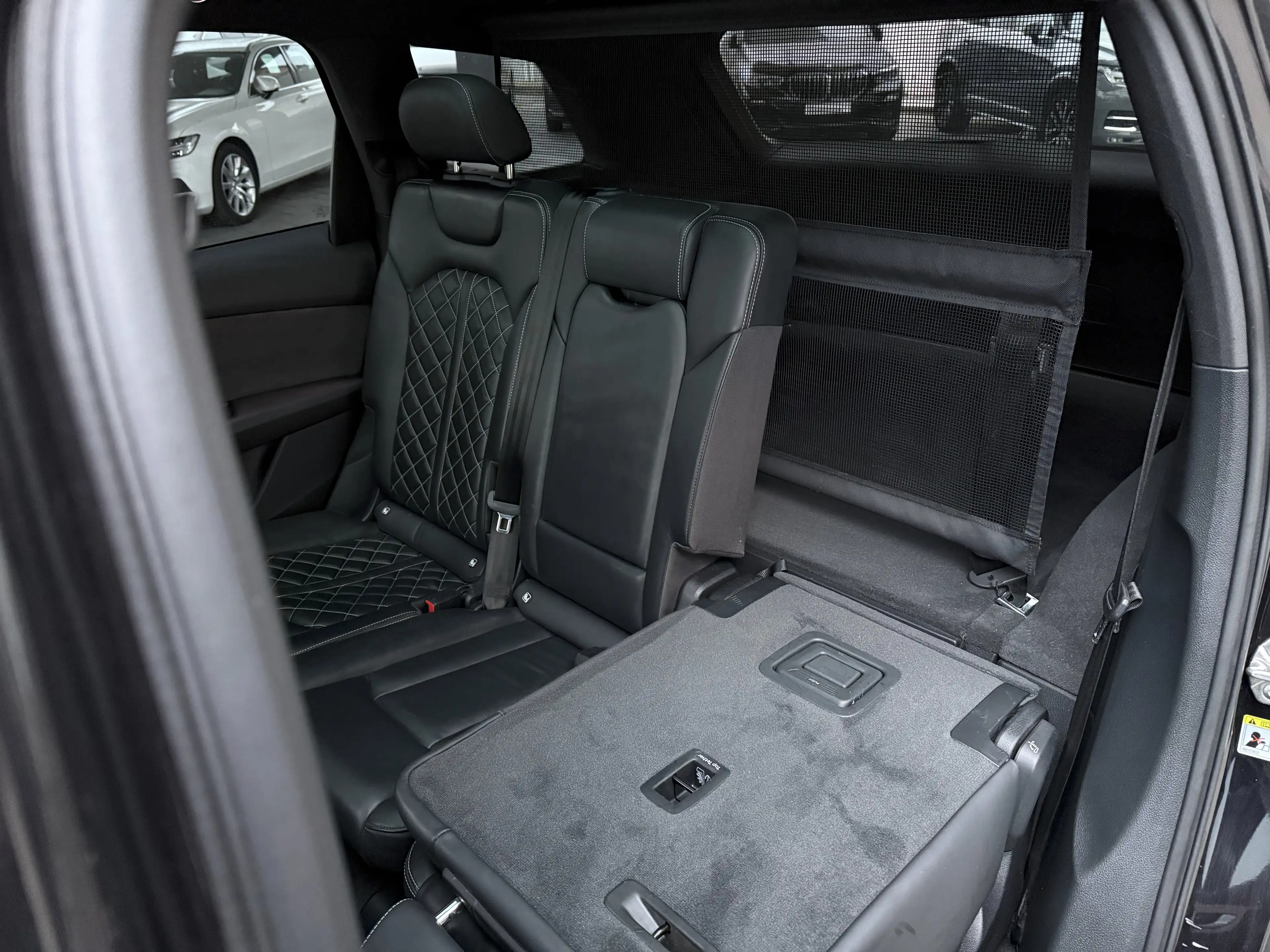 Audi SQ7 4.0 TDI quattro Pano Matrix Standheiz. Night "21 — photo 14