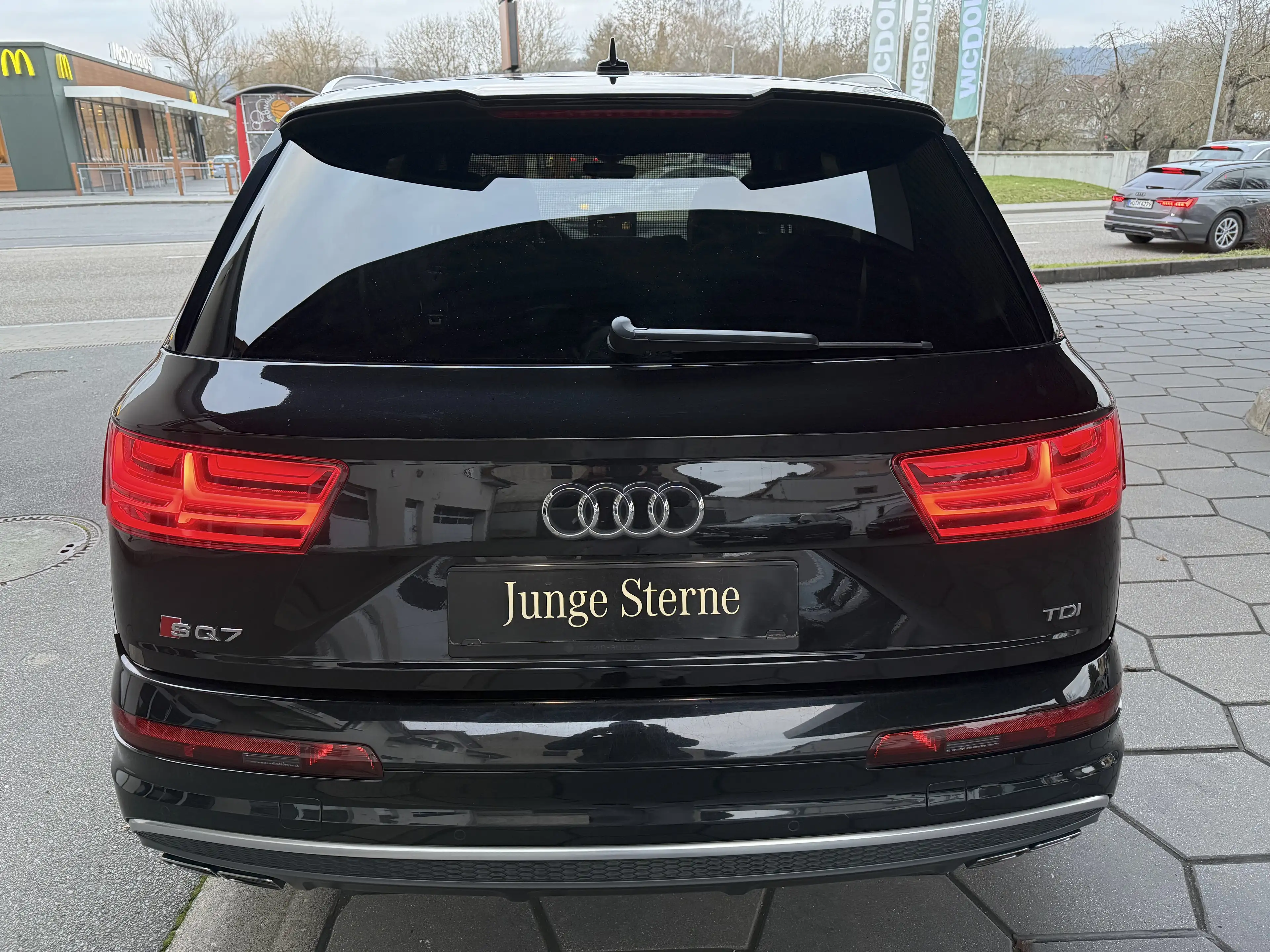 Audi SQ7 4.0 TDI quattro Pano Matrix Standheiz. Night "21 — photo 7