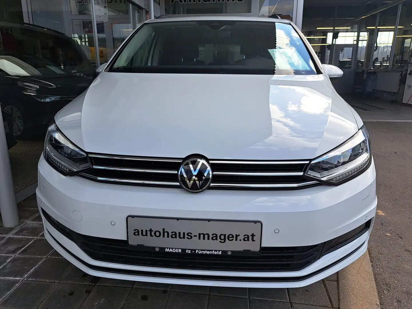 Volkswagen Touran Friends TDI Weiß - 2