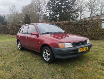 Starlet 1.3i Smash Vierdeurs