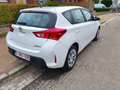 Toyota Auris 1.4 essence - thumbnail 3