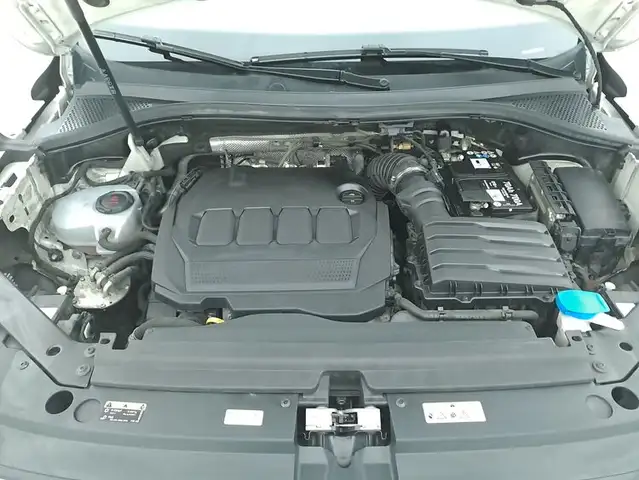 Volkswagen Tiguan view 13