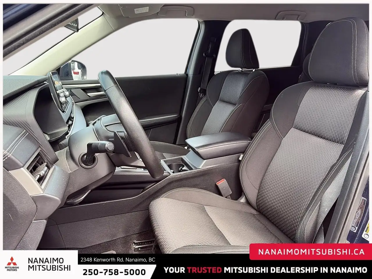 Mitsubishi Outlander снимка Mitsubishi Outlander