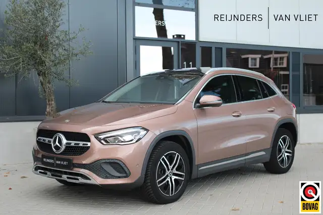 Mercedes-Benz GLA 250 250e Progressive | Pan.Dak | Rear View Cam. | Stoe