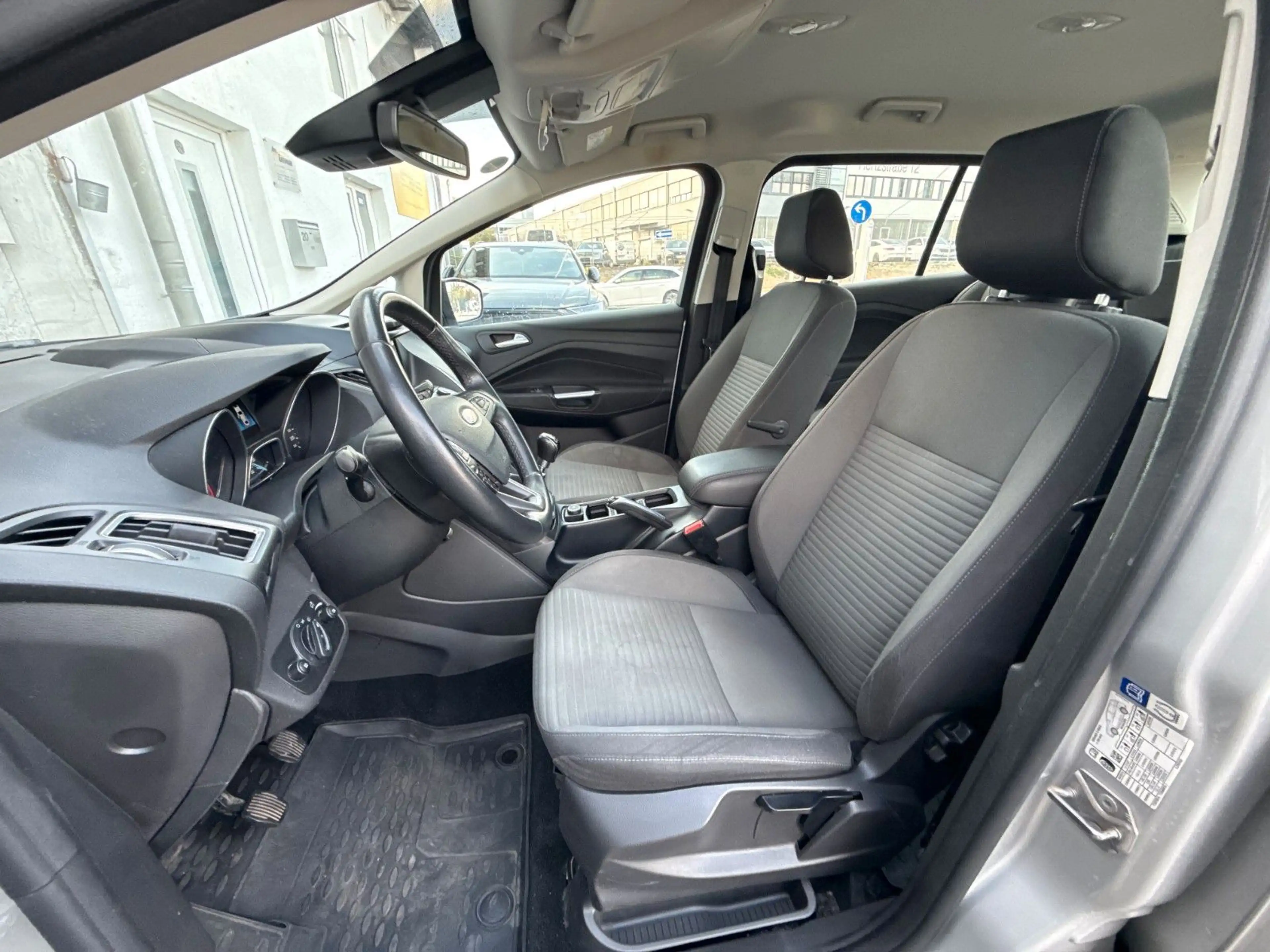 Ford Grand C-Max Titanium 7-SITZE Navi Bi-Xenon AHK — photo 10