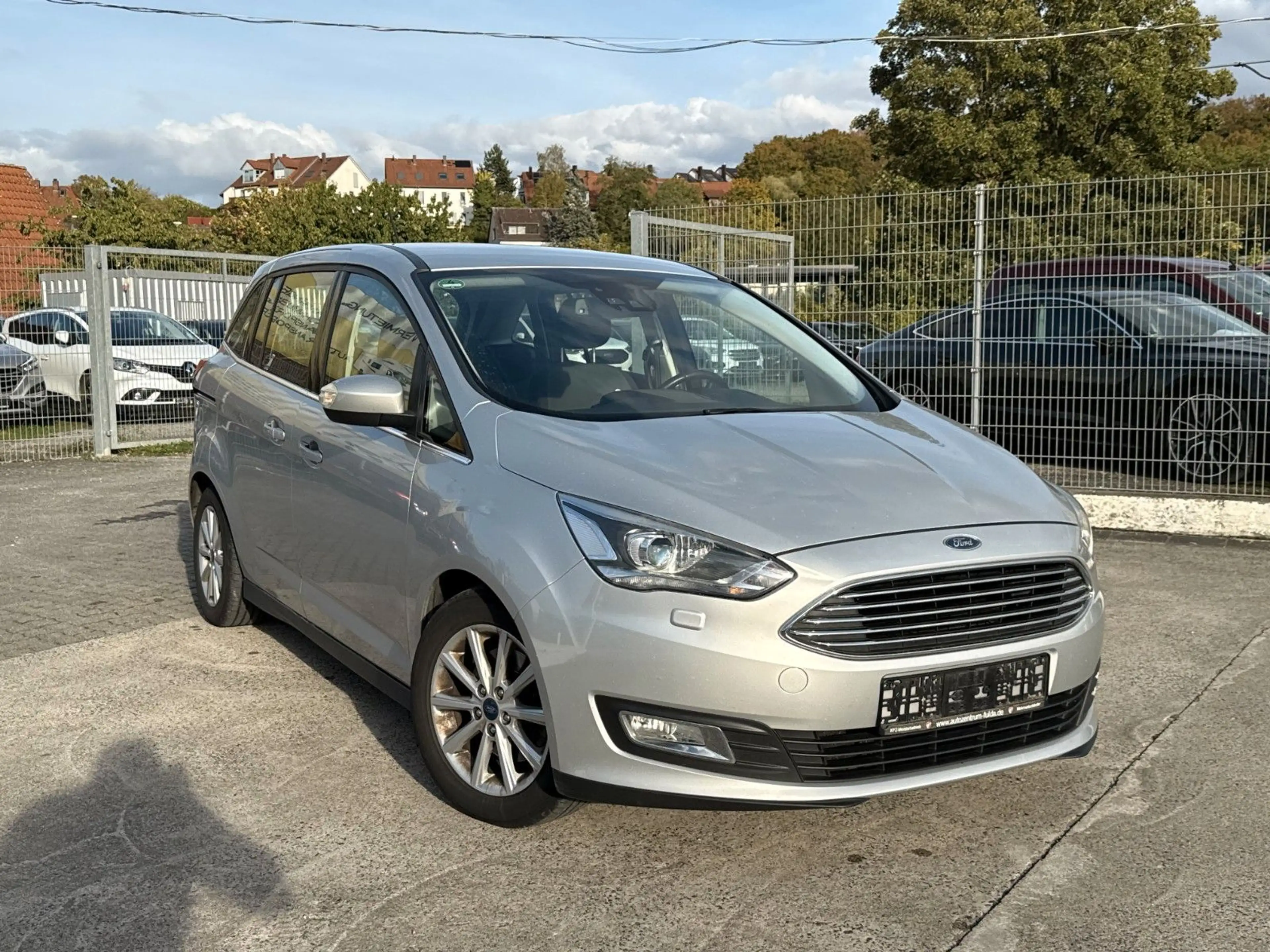 Ford Grand C-Max Titanium 7-SITZE Navi Bi-Xenon AHK — photo 3