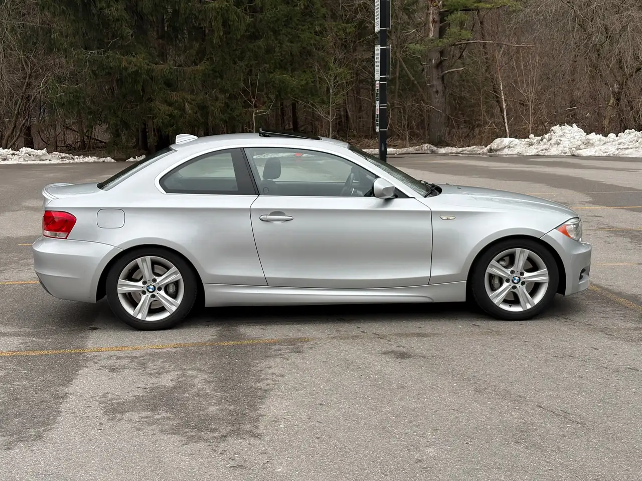 BMW 1 Series снимка BMW 1 Series