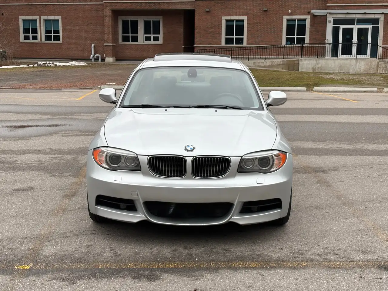 BMW 1 Series снимка BMW 1 Series