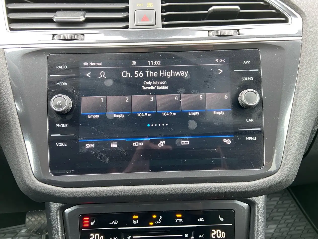 Volkswagen Tiguan снимка Volkswagen Tiguan