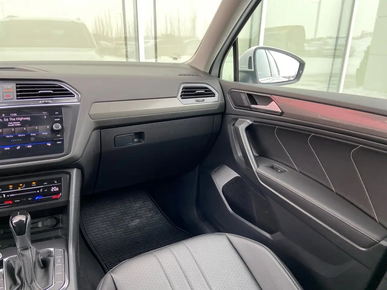 Volkswagen Tiguan снимка Volkswagen Tiguan
