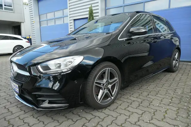 Mercedes-Benz B 200 B Klasse Diesel d 8G DCT AMG Line Panoramadach Kamera Inspektion Neu