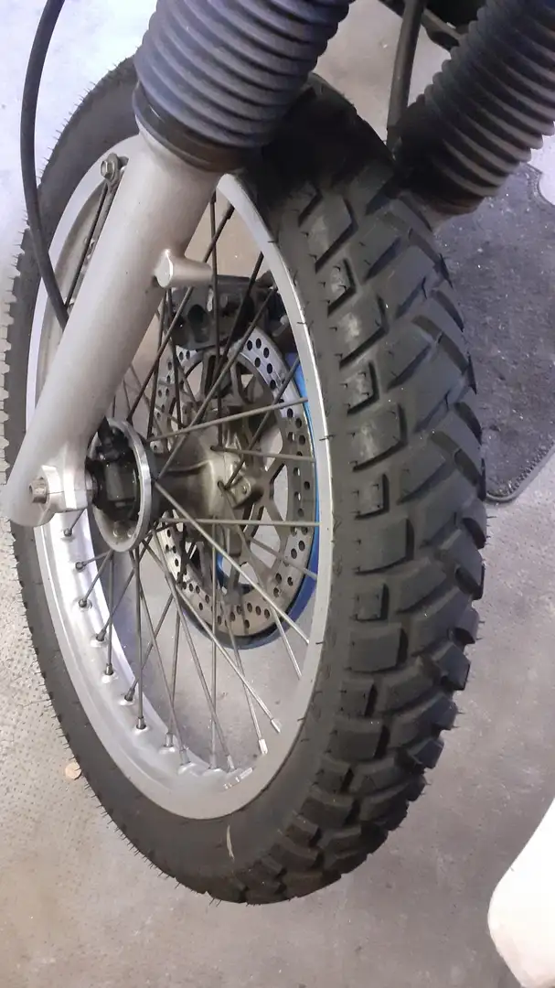 Suzuki DR 650 Bianco - 1
