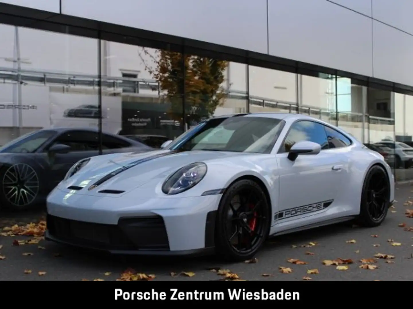 Porsche 992 -2 (911) GT3 mit Touring-Paket Grau - 1