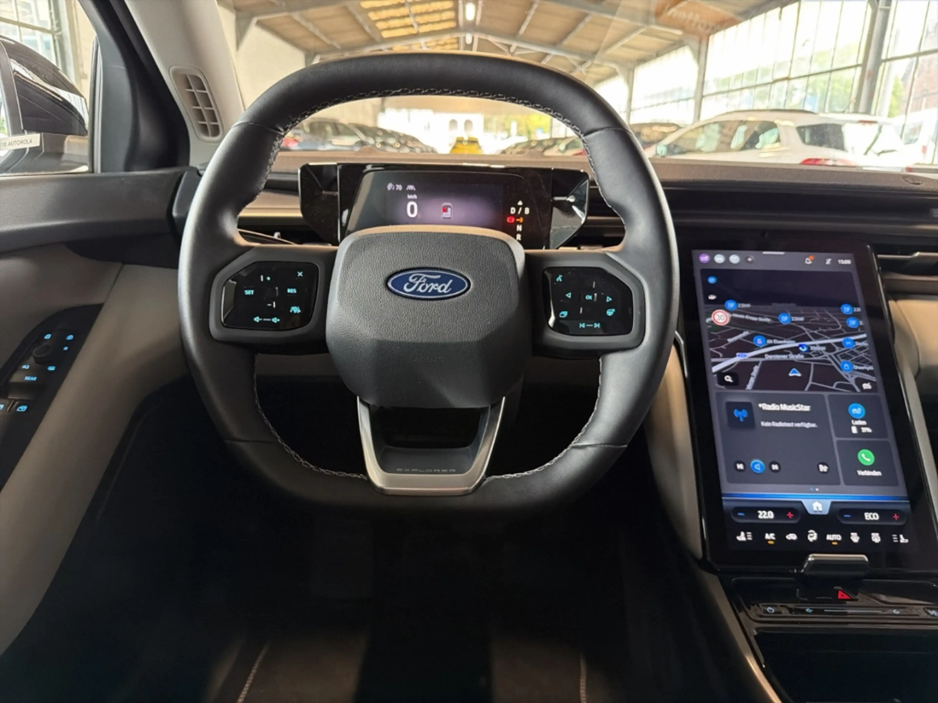 Ford Explorer AWD +LED+ACC+TWA+KEYFREE+360°+HUD+SZH+NAVI+DAB+ — photo 9