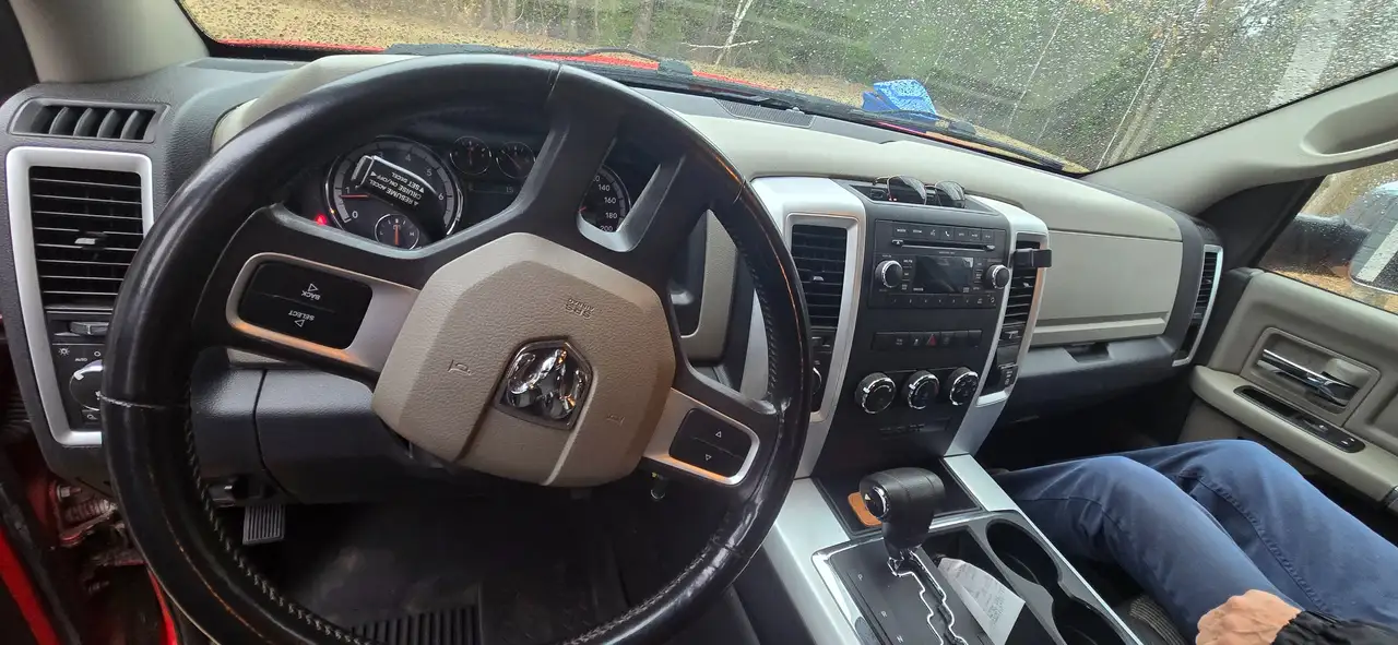 RAM 1500 снимка RAM 1500