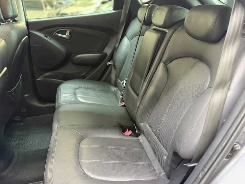 Hyundai iX35 2.0i 4WD i-Catcher — photo 8
