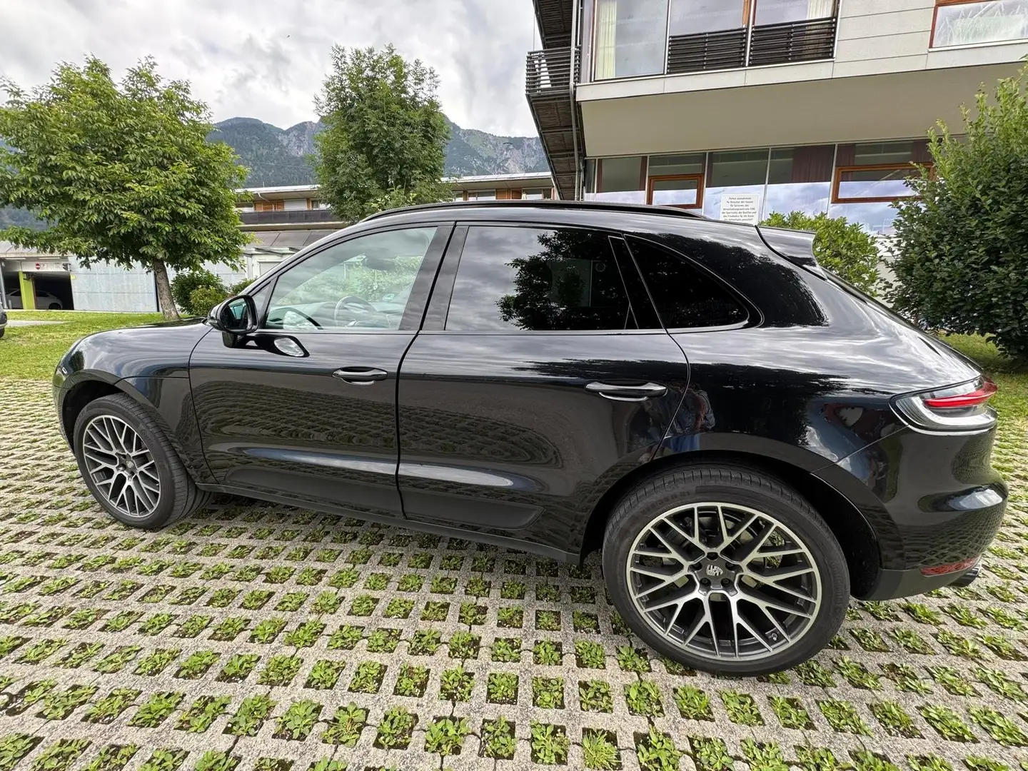 Porsche Macan Macan S Schwarz - 2