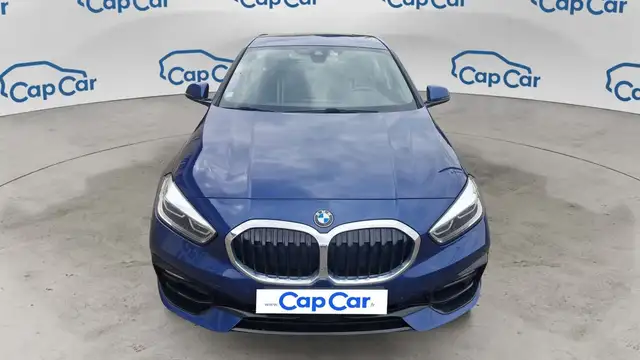 BMW 1 Series view 5