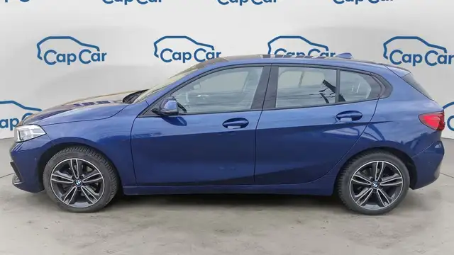 BMW 1 Series view 2