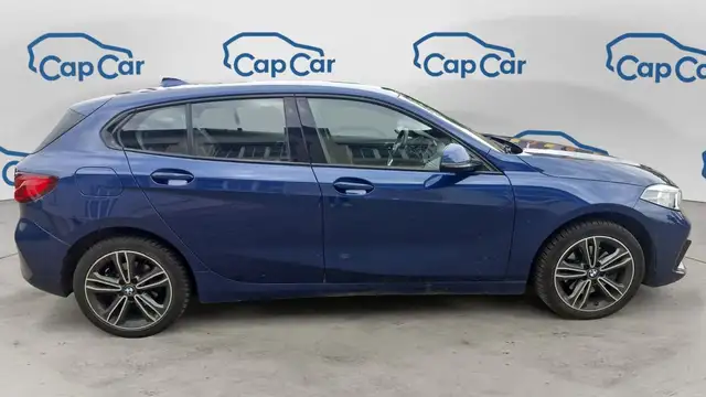BMW 1 Series view 4