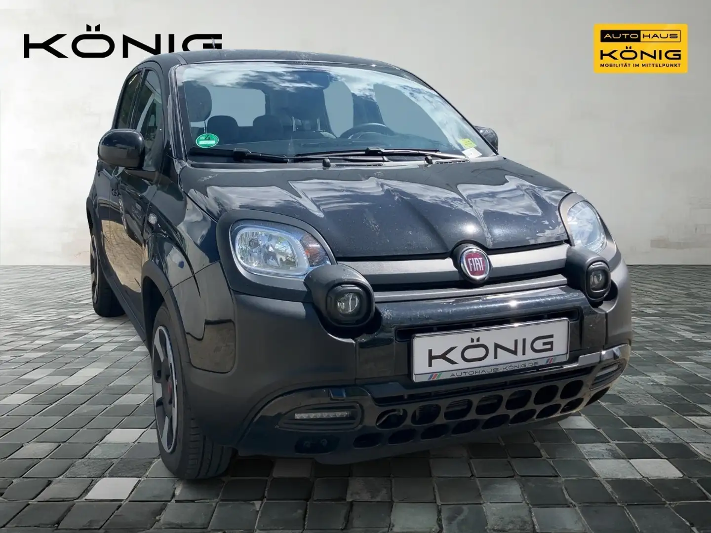 Fiat Panda Cross MY22 1.0 GSE City Plus Schwarz - 2