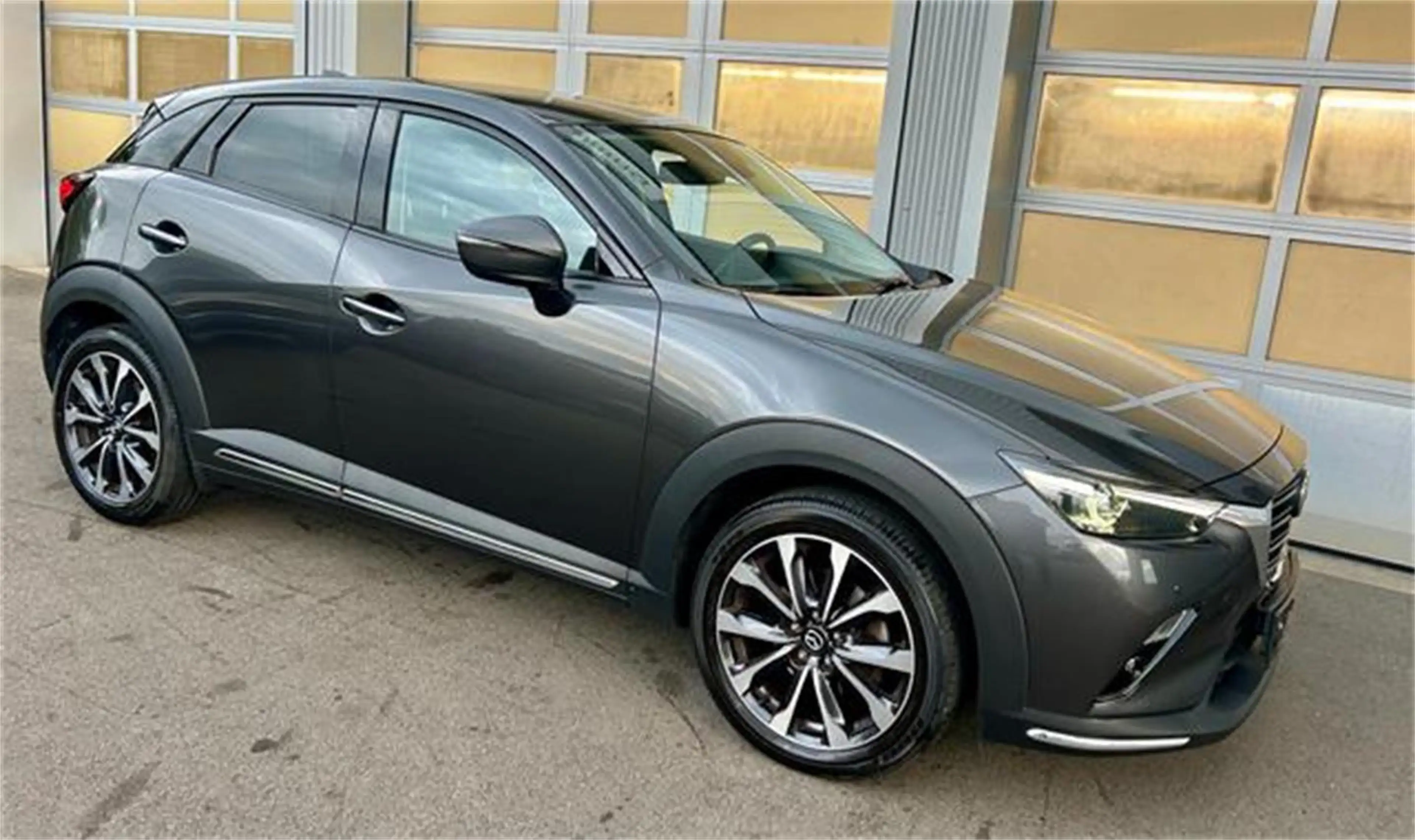 Mazda CX-3 G121 Revolution Top mit Navigation & Carplay/ — photo 8
