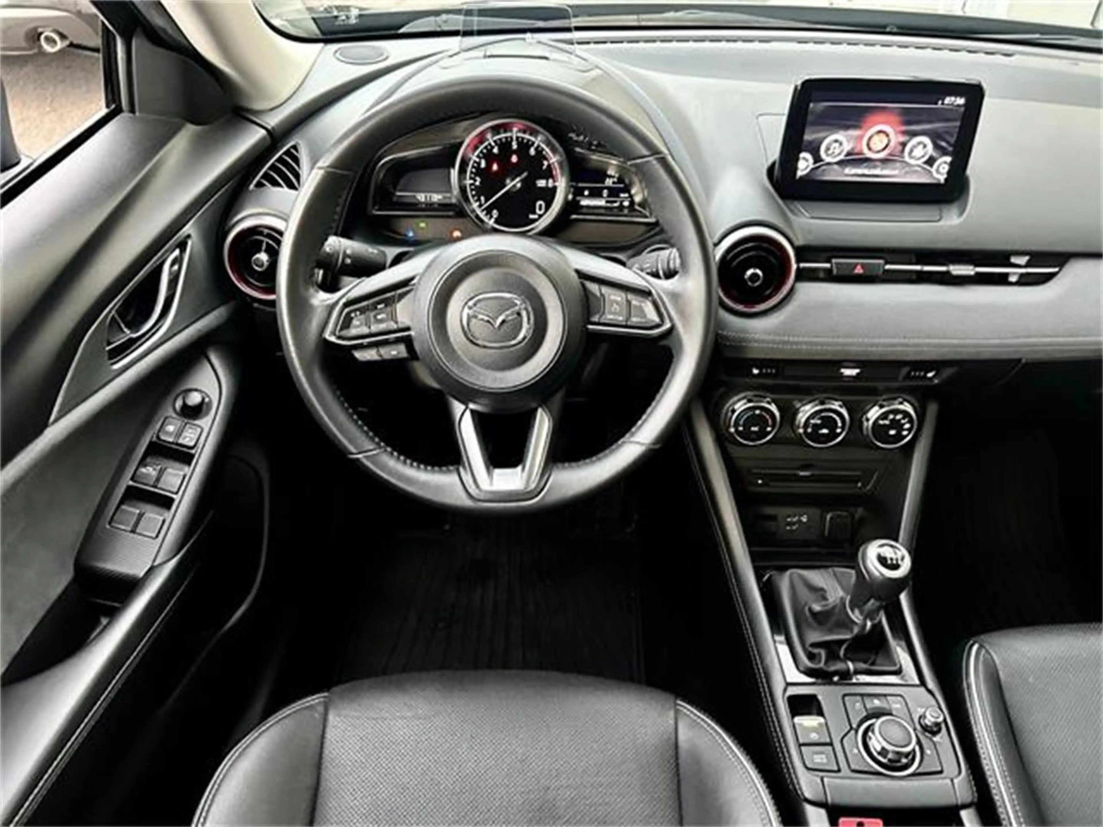 Mazda CX-3 G121 Revolution Top mit Navigation & Carplay/ — photo 6