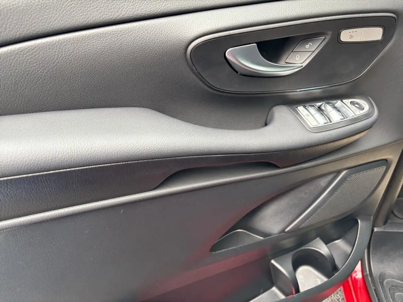 Mercedes-Benz V 220 d 4M EDITION Kompakt ILS-LED/AHK 2.5t/ 6