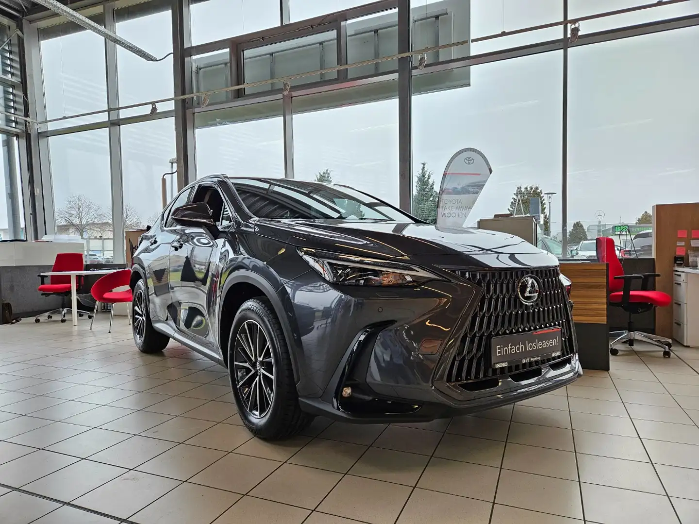 Lexus NX 350h Executive Line 360°, LED, Carplay Grijs - 2