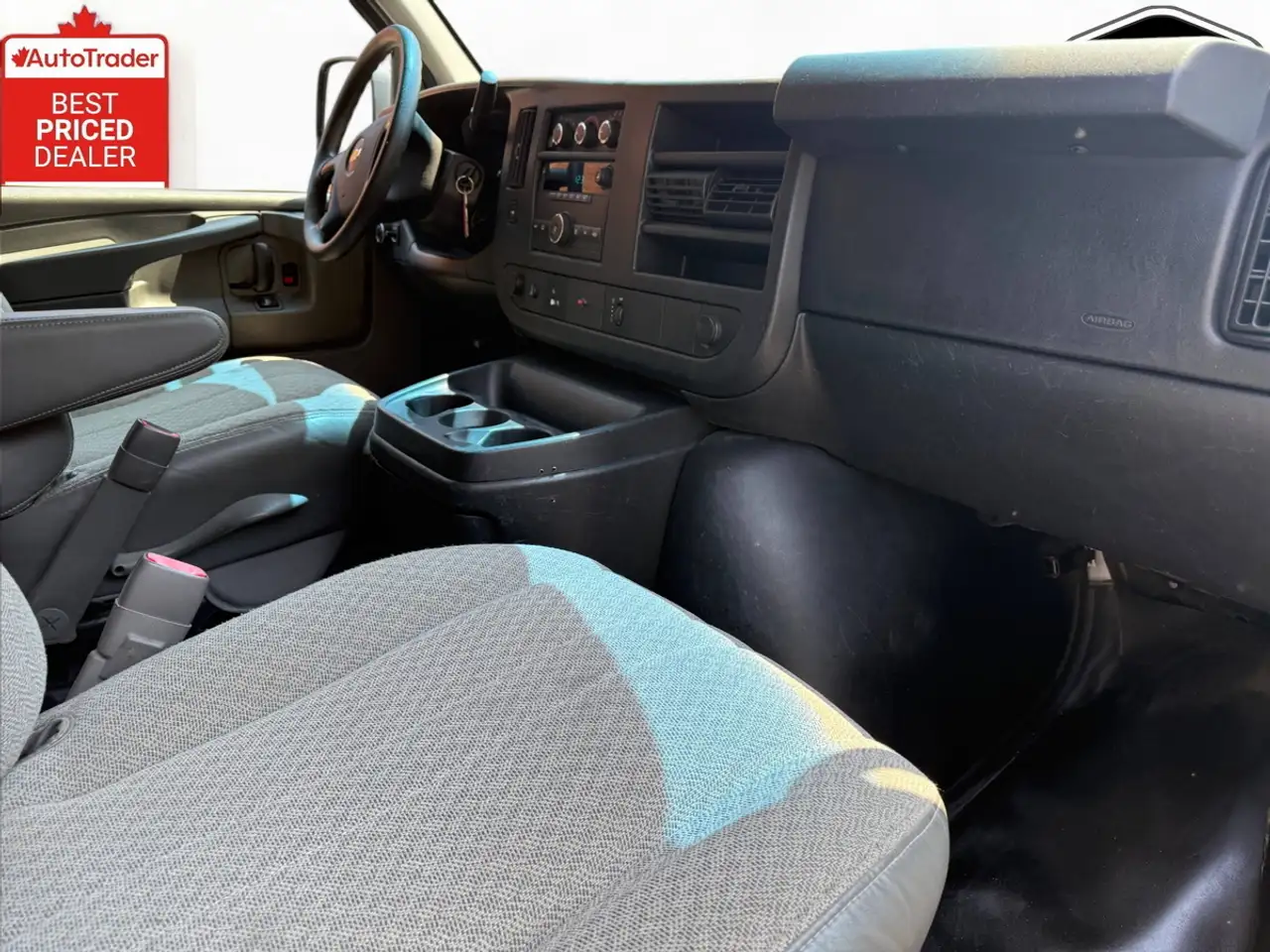 Chevrolet Express 3500 снимка Chevrolet Express 3500