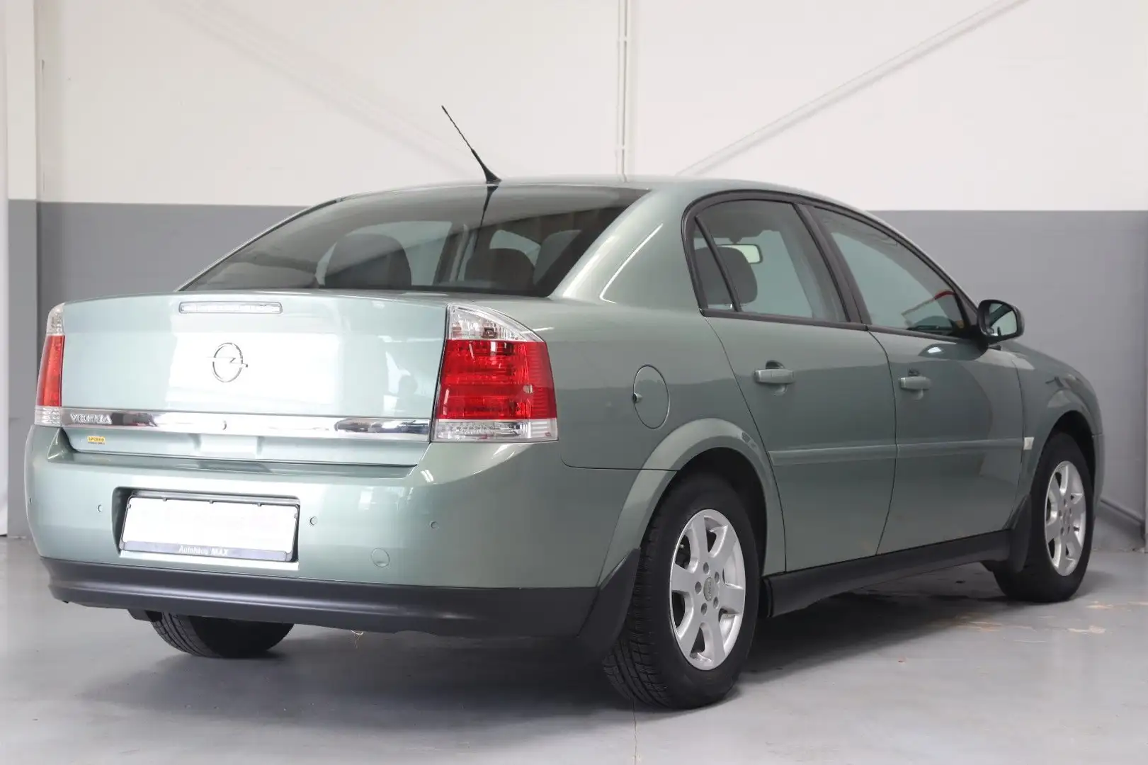 Opel Vectra C Lim.~1.Hand~Klimaauto~wenig KM~Rentner Grün - 2