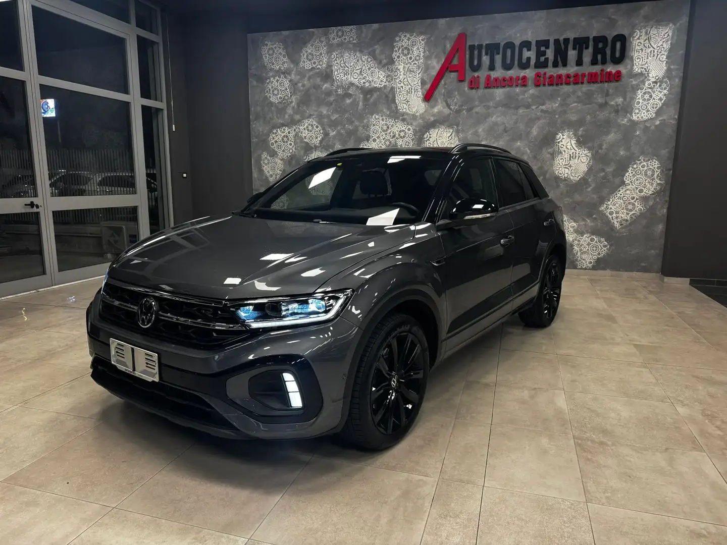 Volkswagen T-Roc T ROC R-LINE 2.0 TDI 150CV DSG Grigio - 1