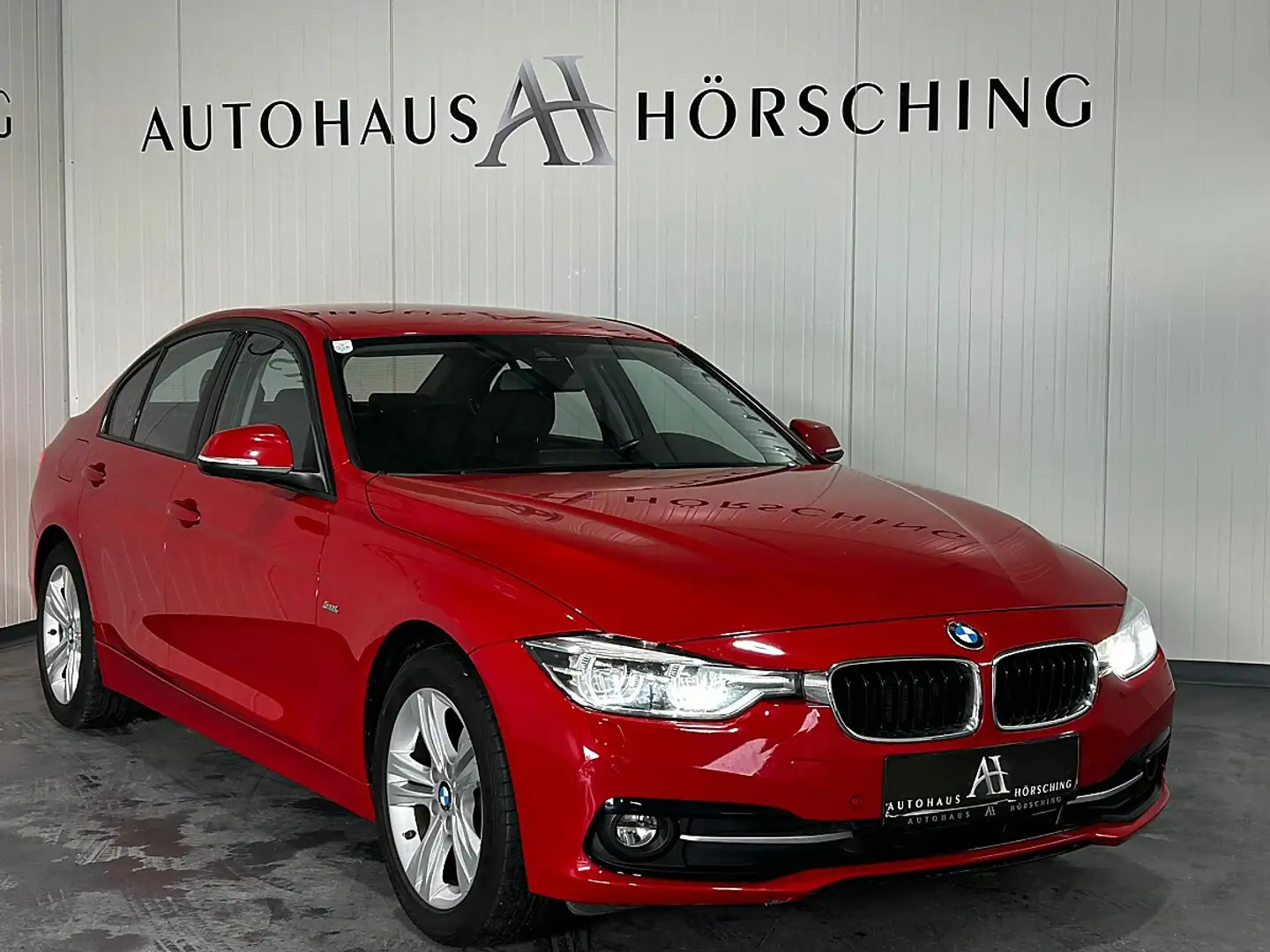 BMW 318 i Sport Line Rot - 1