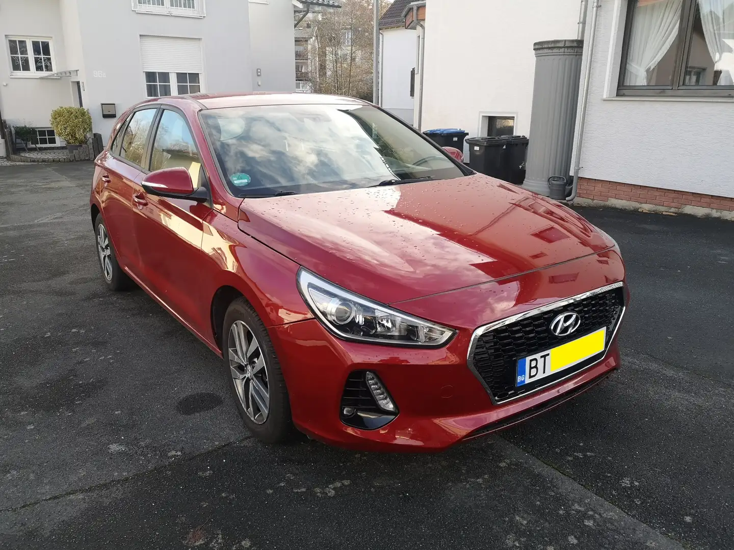 Hyundai i30 i30 1.4 T-GDI DCT Trend Rot - 1