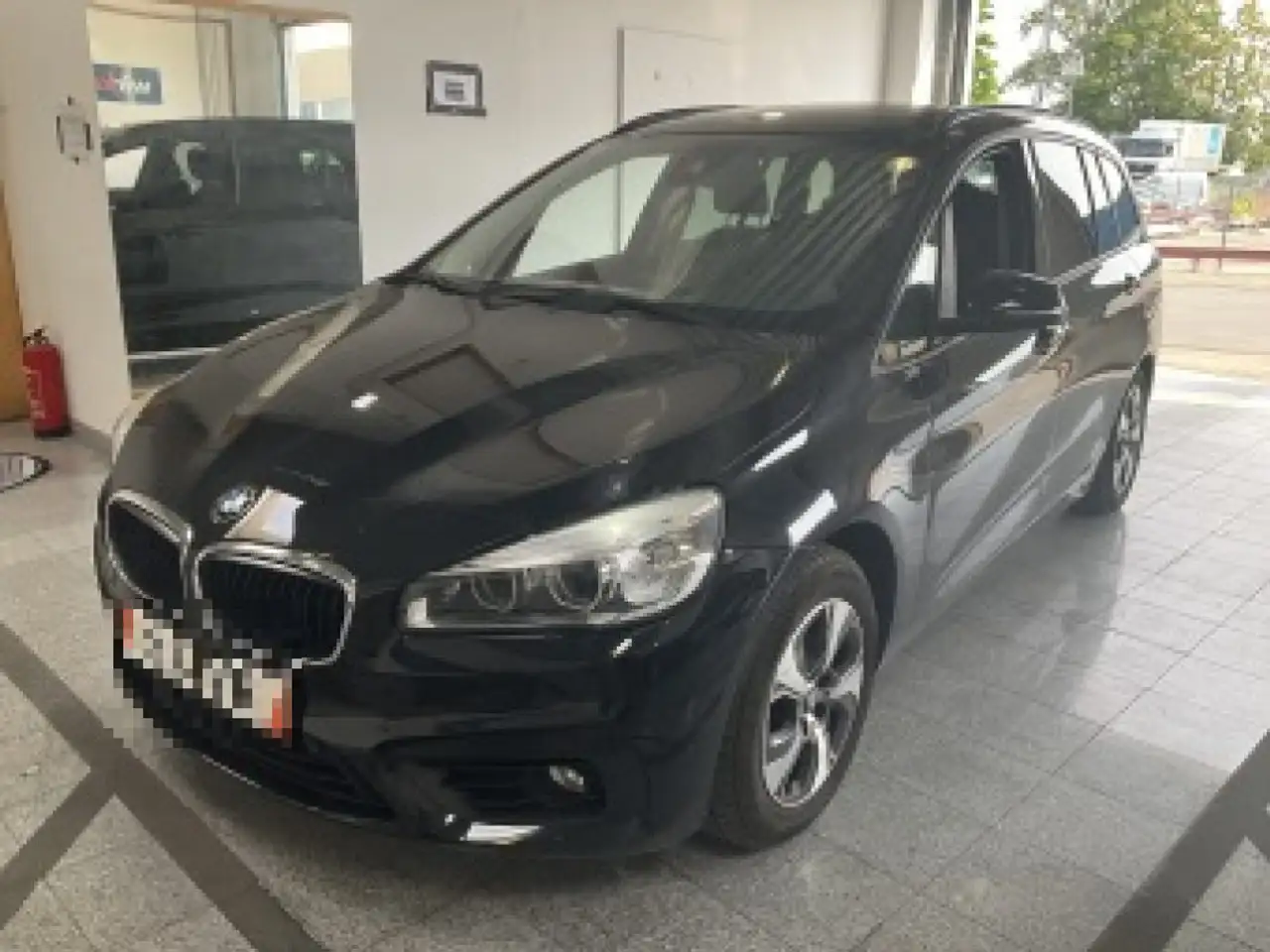 BMW 218