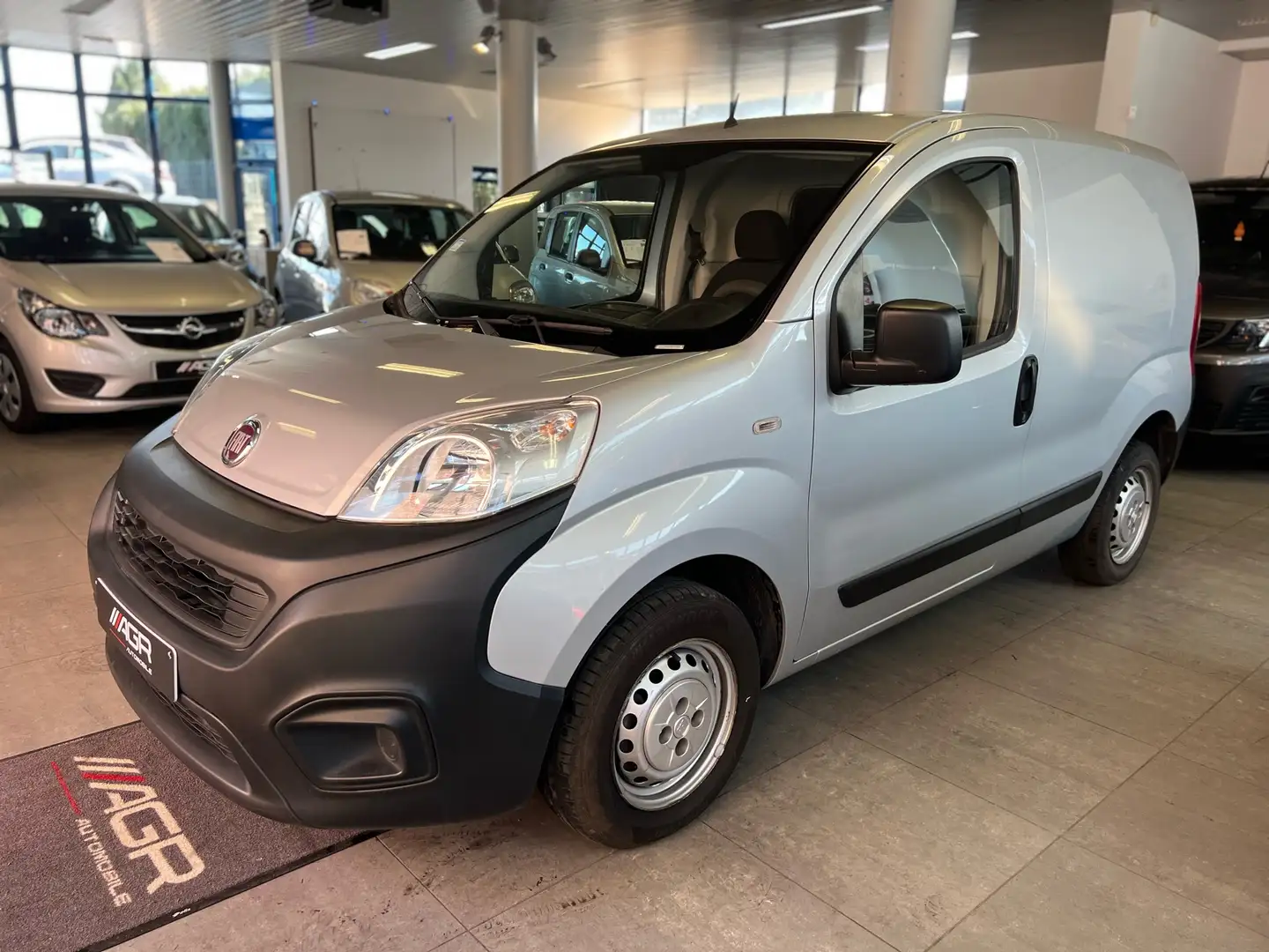 Fiat Fiorino ESSENCE UTILITAIRE GARANTIE ✅️ Gris - 1