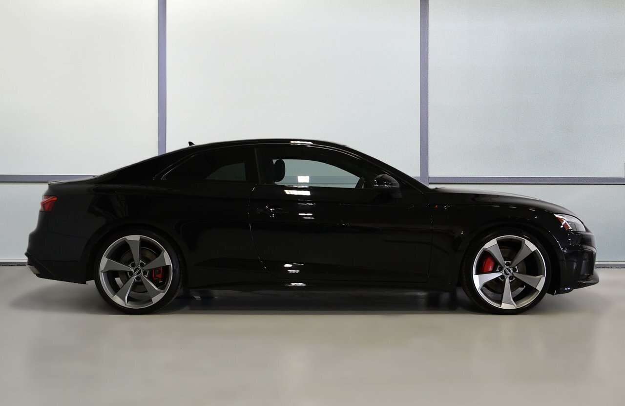 2023 Audi A5 Progressiv / Black Optics / 20 '' Rotors / Carplay alt 2