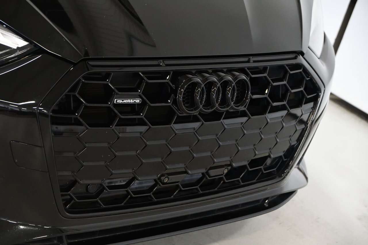 2023 Audi A5 Progressiv / Black Optics / 20 '' Rotors / Carplay alt 4