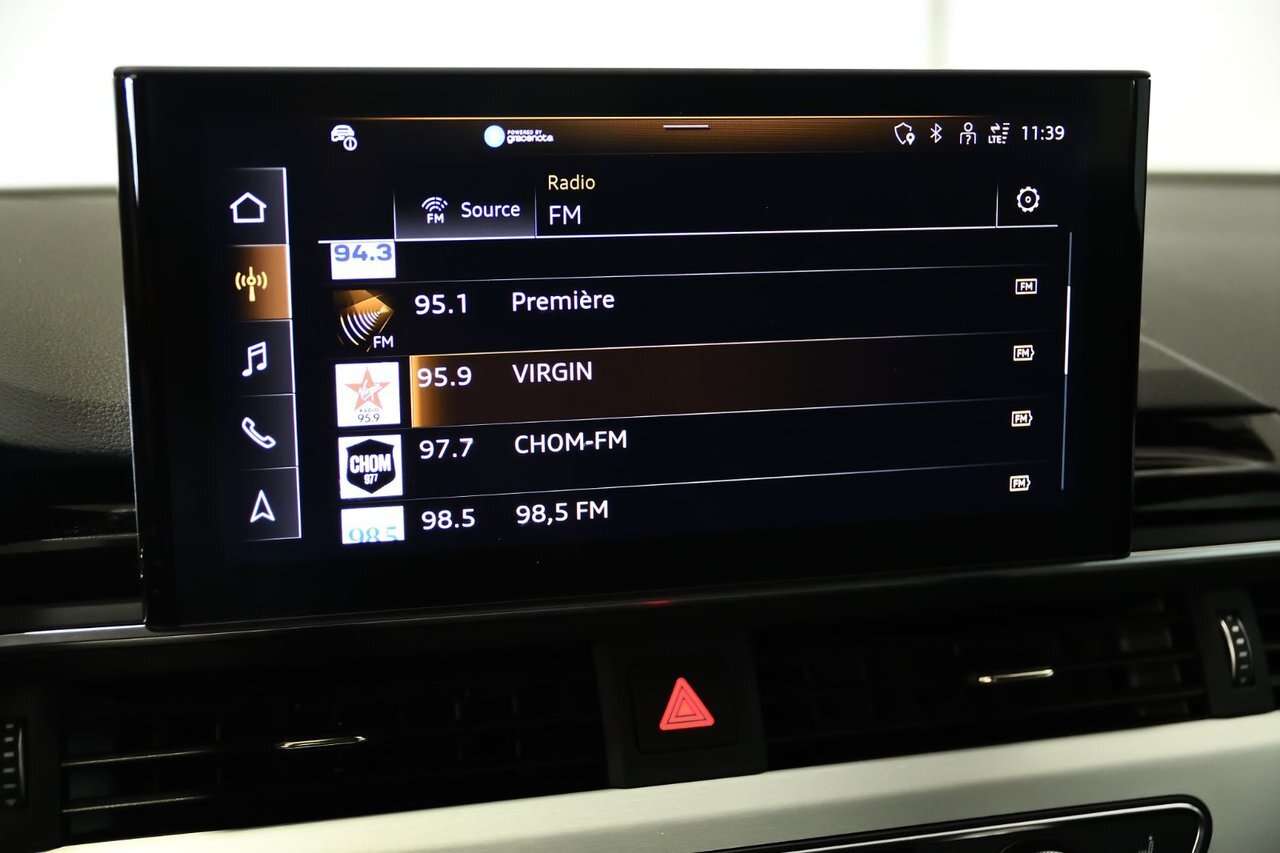 2023 Audi A5 Progressiv / Black Optics / 20 '' Rotors / Carplay thumb 22