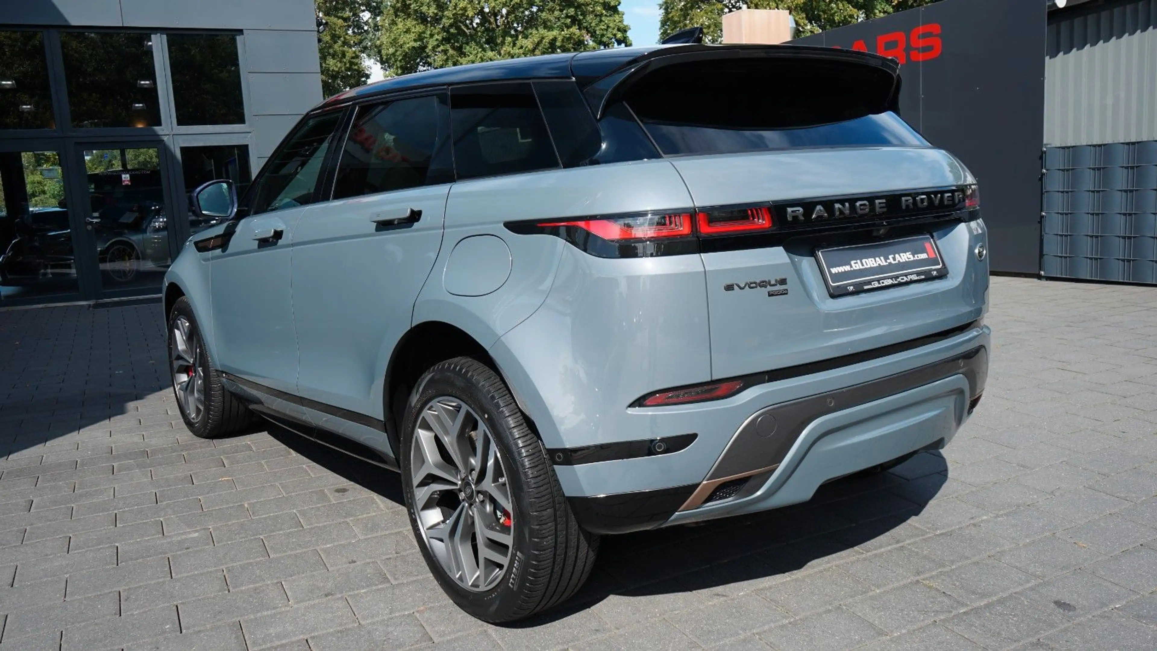 Land Rover Range Rover Evoque EVOQUE P300e R-DYNAMIC HSE*PANO*HUD*AHK* — photo 13