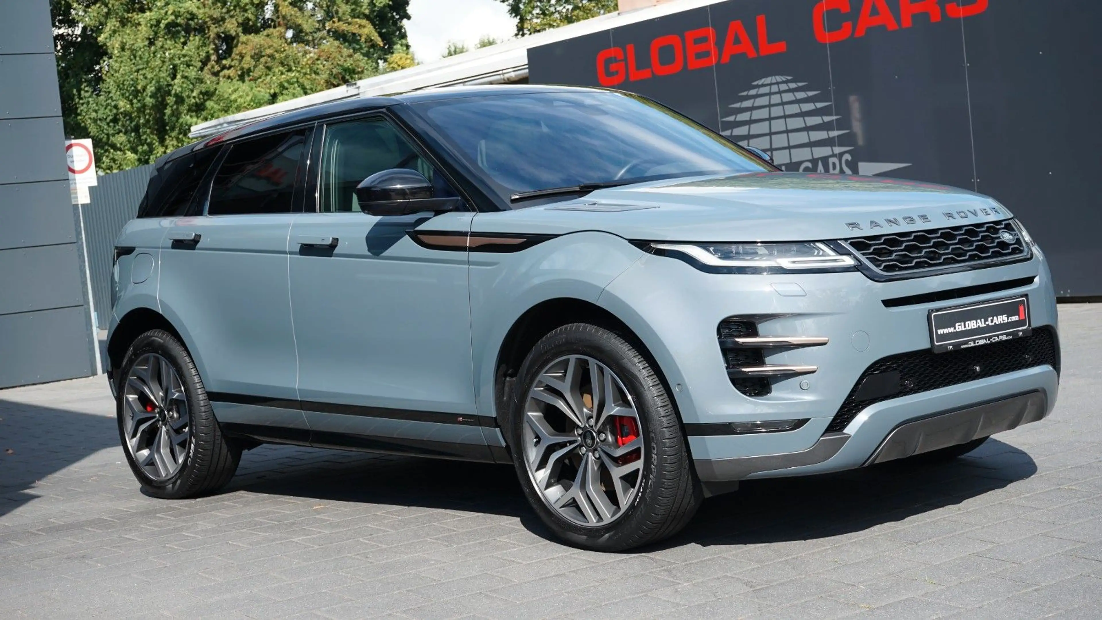 Land Rover Range Rover Evoque EVOQUE P300e R-DYNAMIC HSE*PANO*HUD*AHK* — photo 10