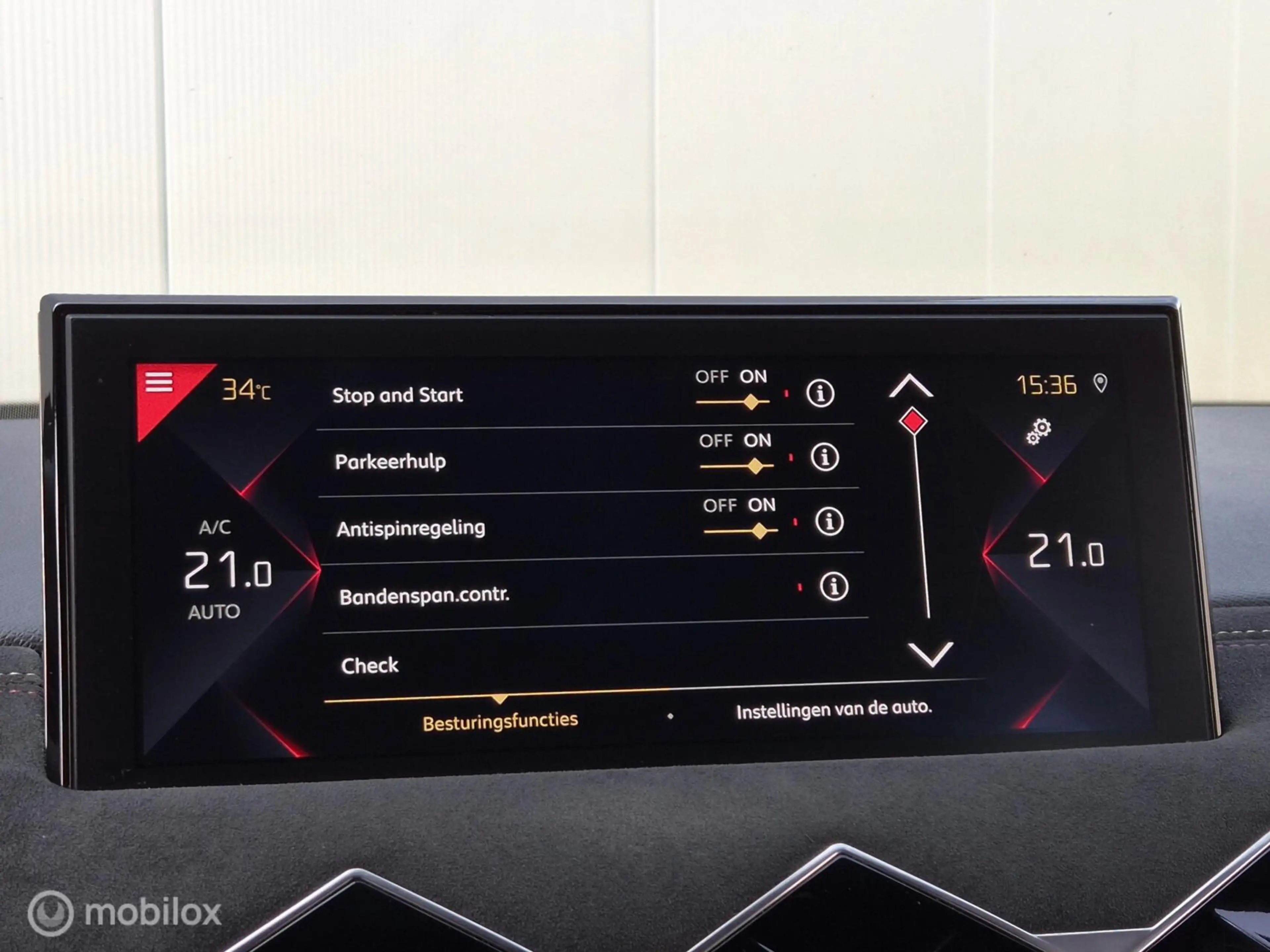 DS Automobiles DS 3 Crossback 1.2 PERFORMANCE LINE/ALCANTARA/HEAD-UP/FULL LED/CA — photo 36