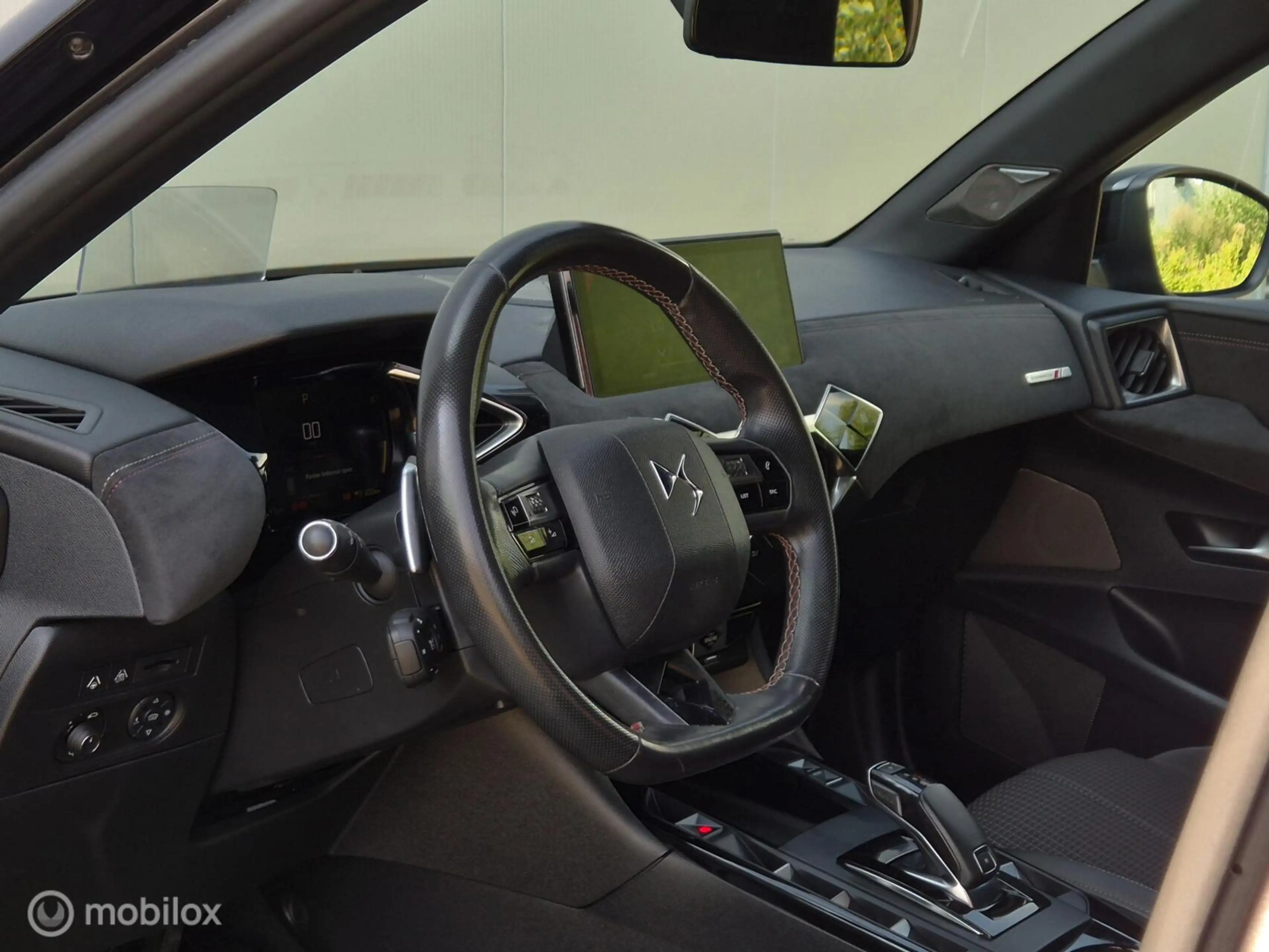DS Automobiles DS 3 Crossback 1.2 PERFORMANCE LINE/ALCANTARA/HEAD-UP/FULL LED/CA — photo 24