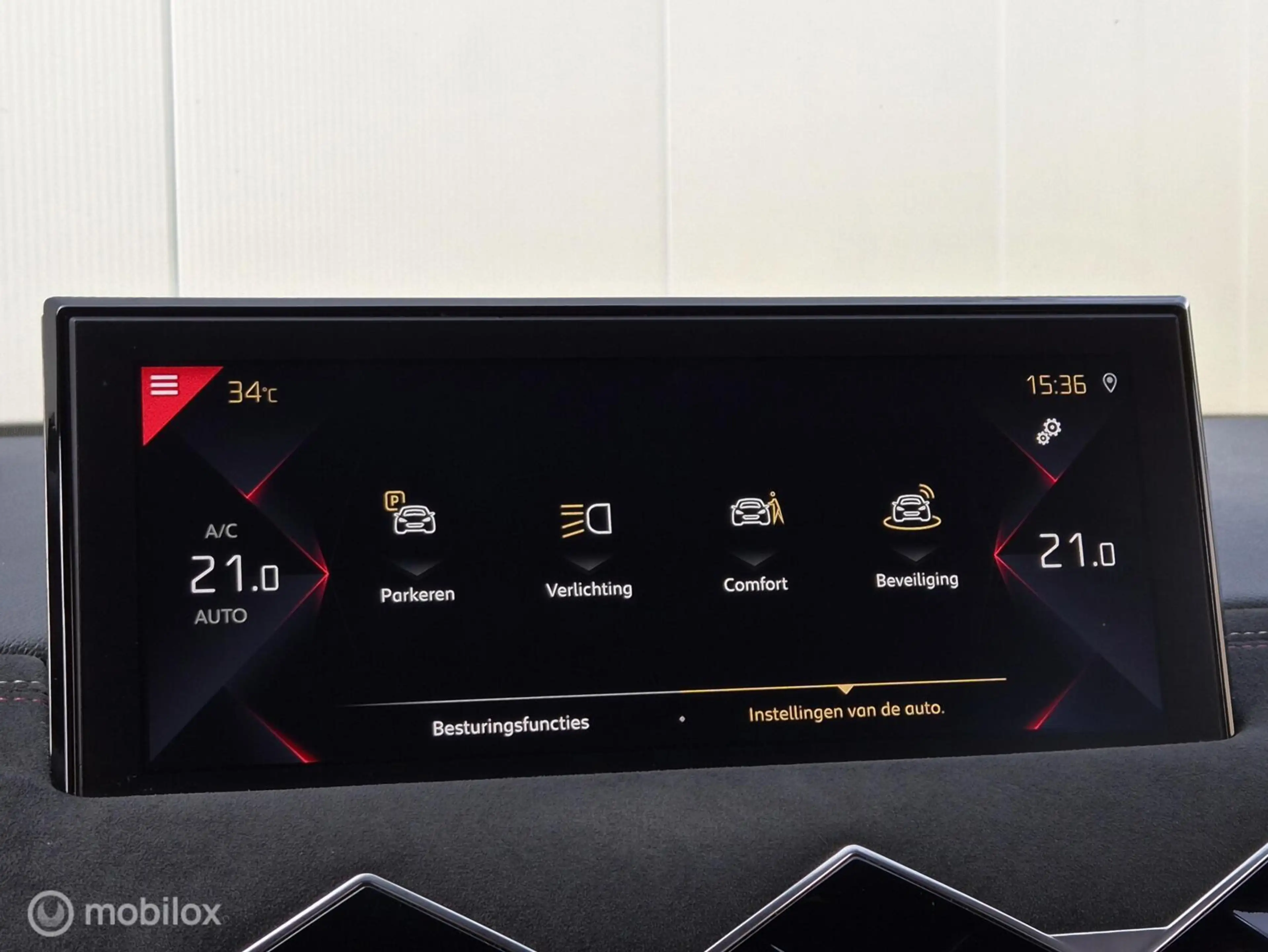 DS Automobiles DS 3 Crossback 1.2 PERFORMANCE LINE/ALCANTARA/HEAD-UP/FULL LED/CA — photo 37