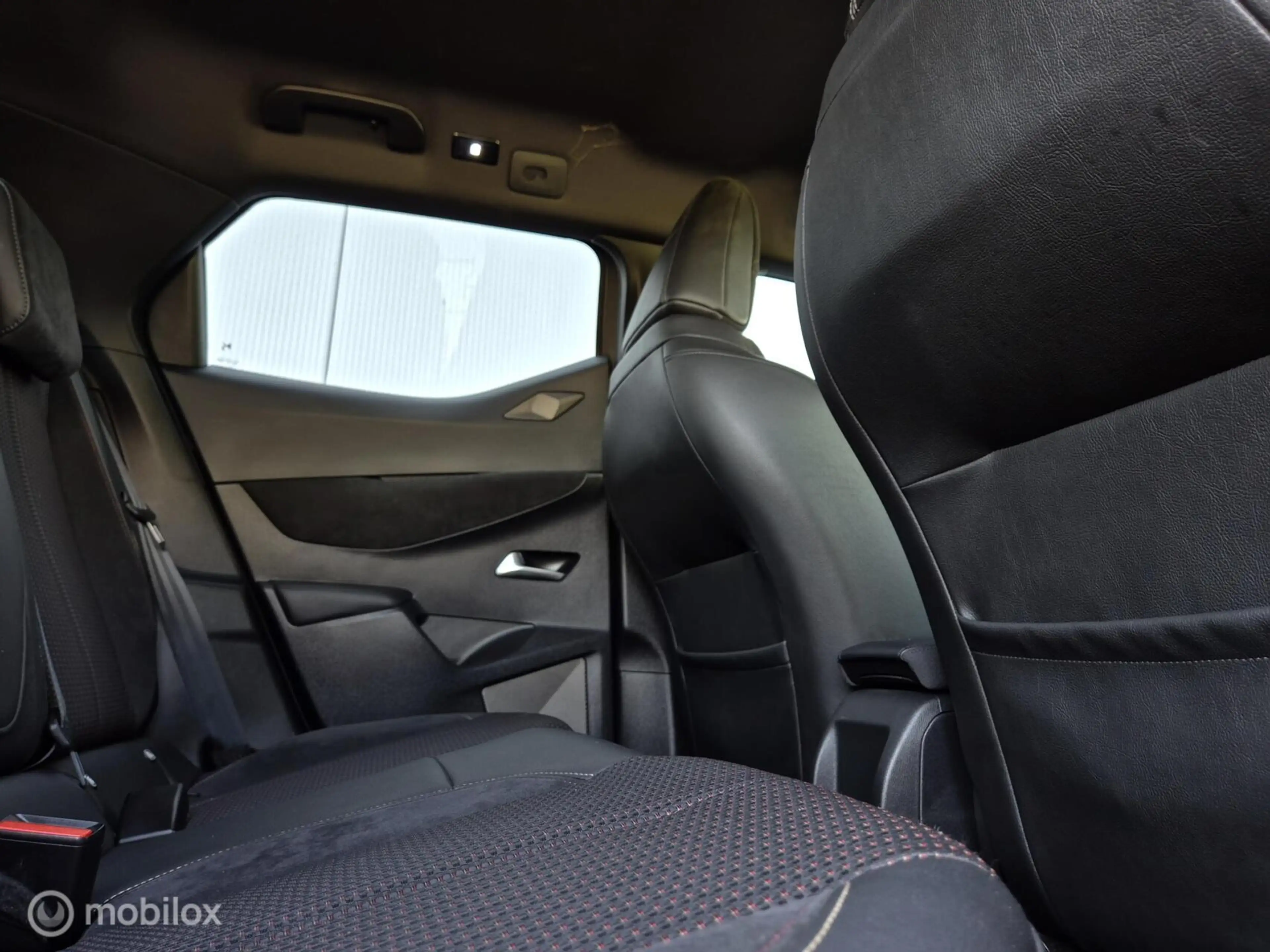DS Automobiles DS 3 Crossback 1.2 PERFORMANCE LINE/ALCANTARA/HEAD-UP/FULL LED/CA — photo 22