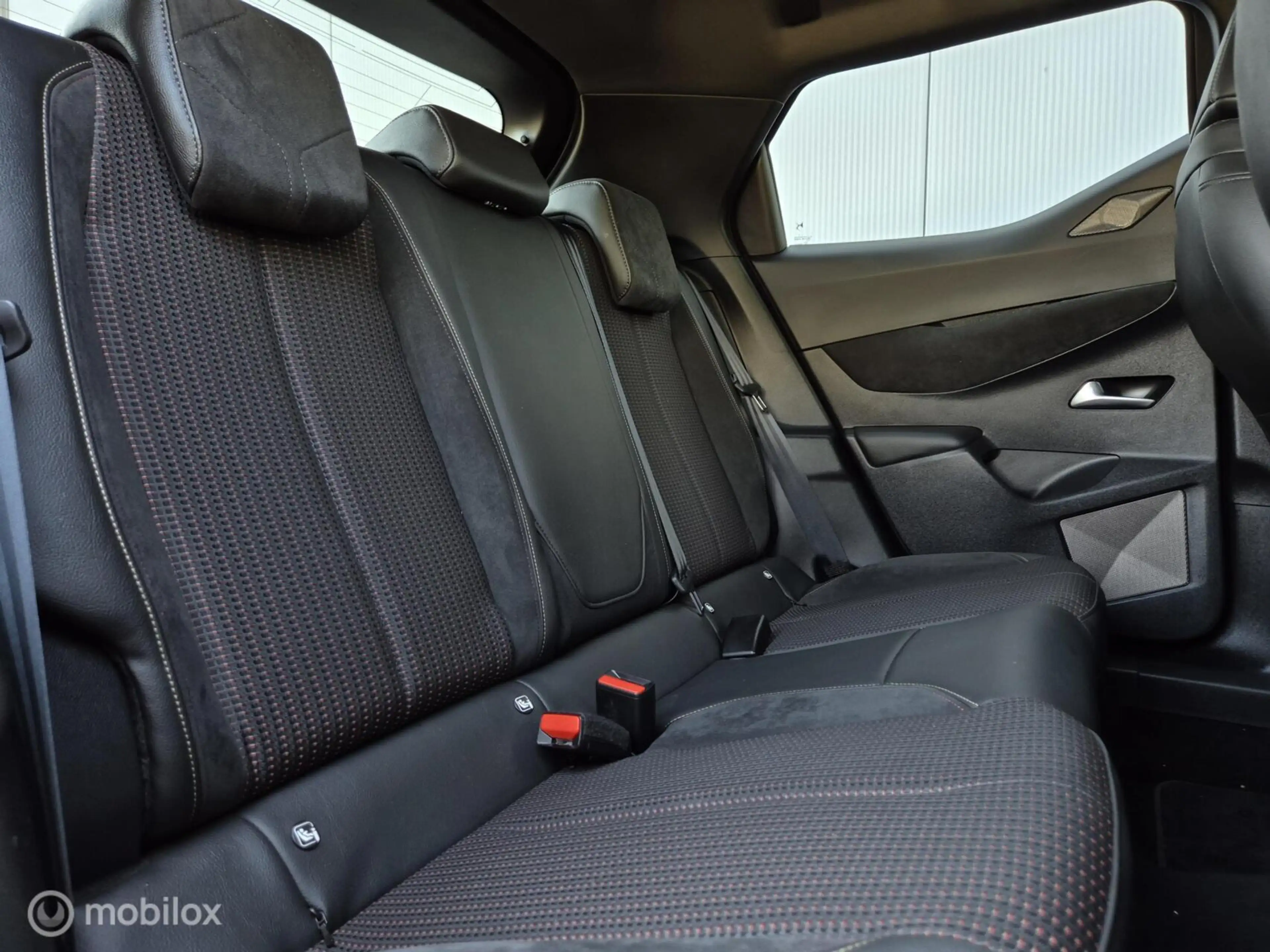 DS Automobiles DS 3 Crossback 1.2 PERFORMANCE LINE/ALCANTARA/HEAD-UP/FULL LED/CA — photo 21