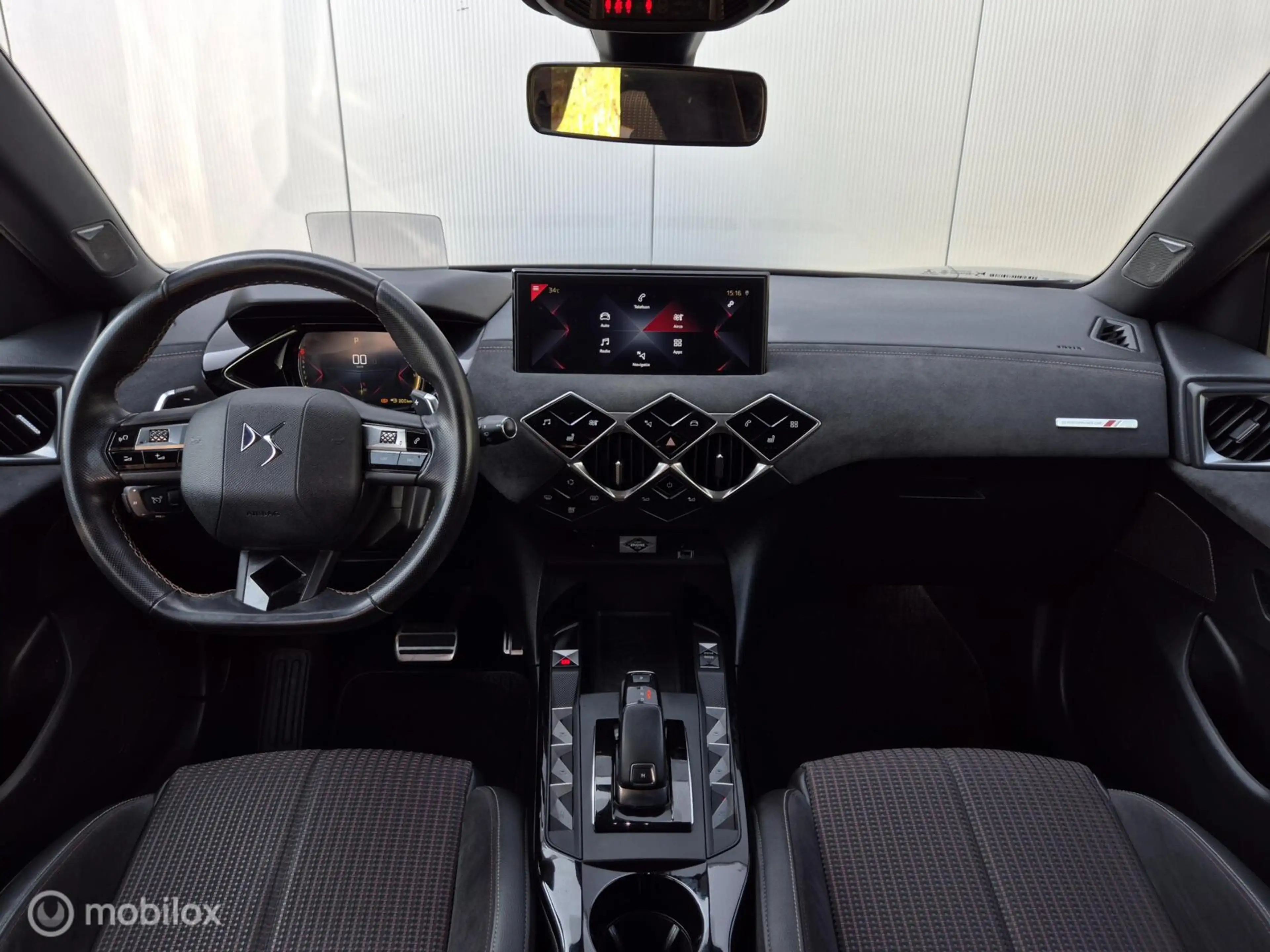 DS Automobiles DS 3 Crossback 1.2 PERFORMANCE LINE/ALCANTARA/HEAD-UP/FULL LED/CA — photo 17