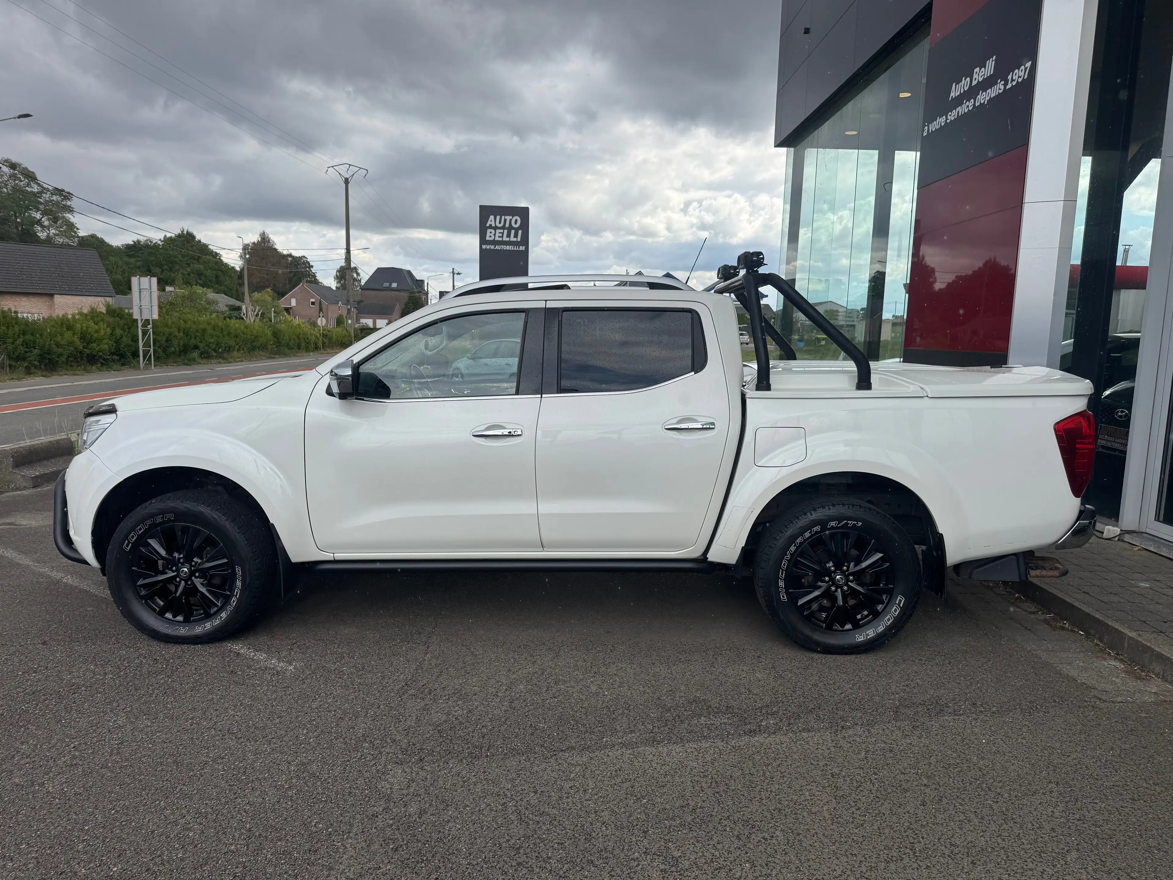 Nissan Navara 2.5 dCi 4x4**TEKNA**TOIT OUVRANT**FULL LED**CAMERA 360**GPS**TOP AUTO! — photo 7