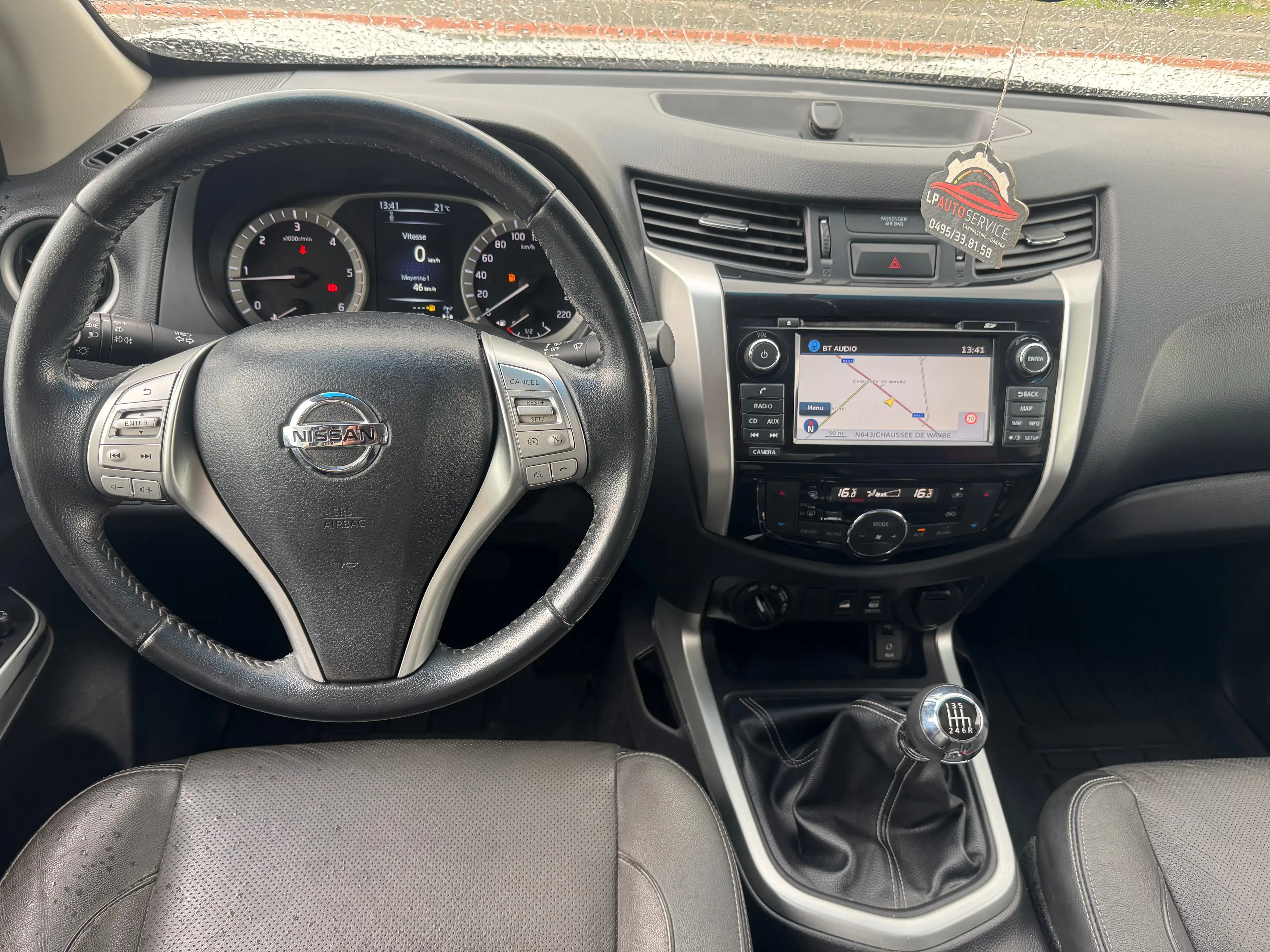 Nissan Navara 2.5 dCi 4x4**TEKNA**TOIT OUVRANT**FULL LED**CAMERA 360**GPS**TOP AUTO! — photo 10