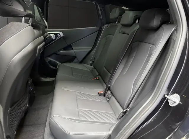 BMW X3 view 7